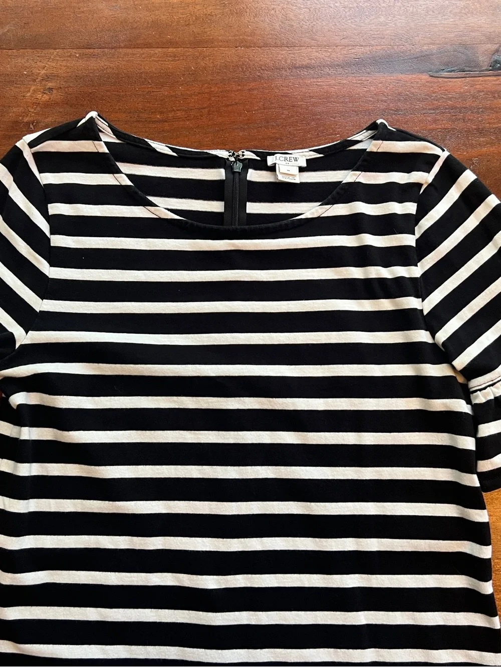 J.CREW Women’s Black/White Striped Knit Shift Dress Ruffle Bell Sleeves Zip M